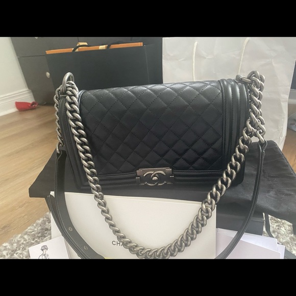 🌟❗️SOLD❗️CHANEL BOY CAVIAR🌟 - Picture 3 of 16